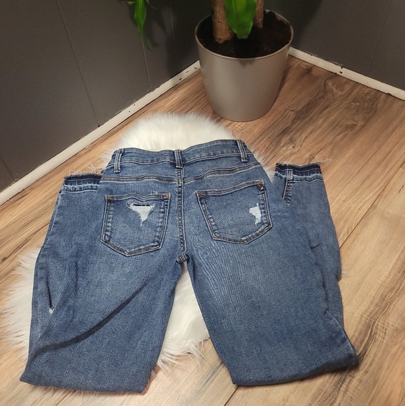 Maurices distressed high rise skinny jeans - Picture 2 of 3